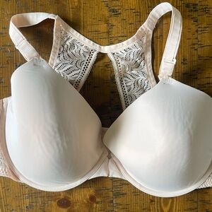 NWOT Felina Blush Pink with intricate lace back. Size 40G